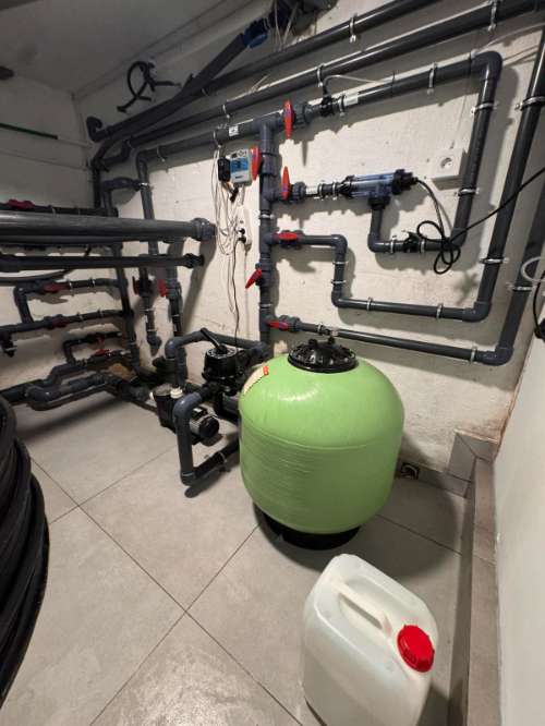Bazenska oprema filtracija pumpa peščani filter kvarcni pesak aktivno staklo LV POOLS